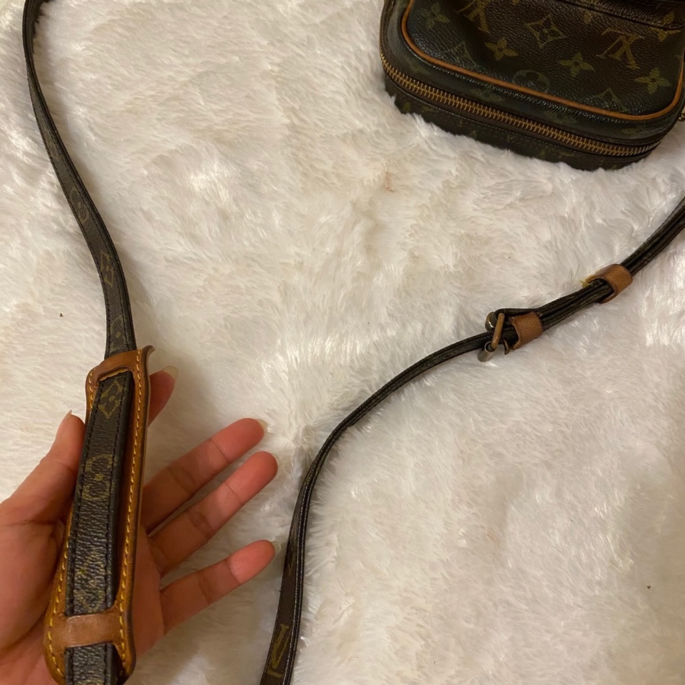 Authentic Amazon PM sling bag - Picture 13 of 15